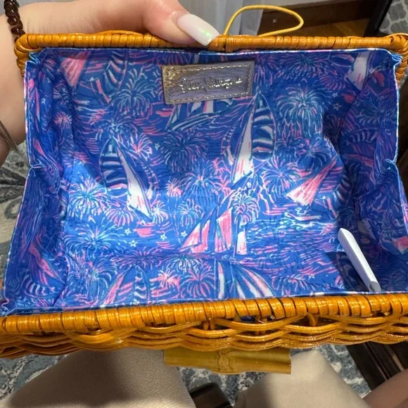 Lilly Pulitzer Wicker Sunglass Case NWT - Picture 4 of 9
